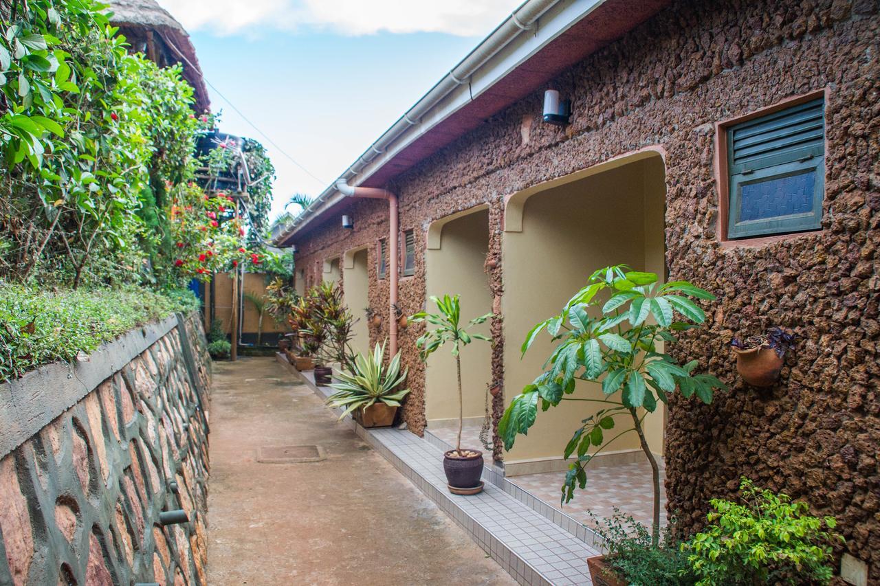 Hotel Gorilla'S Nest Entebbe Exterior foto